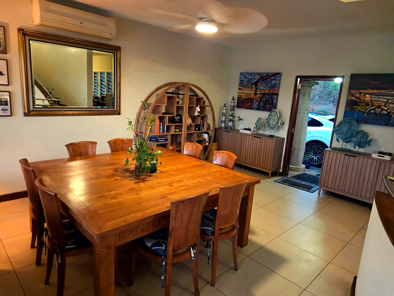 Port Chambly Waterfront Penthouse – Warm Contemporary Island Living