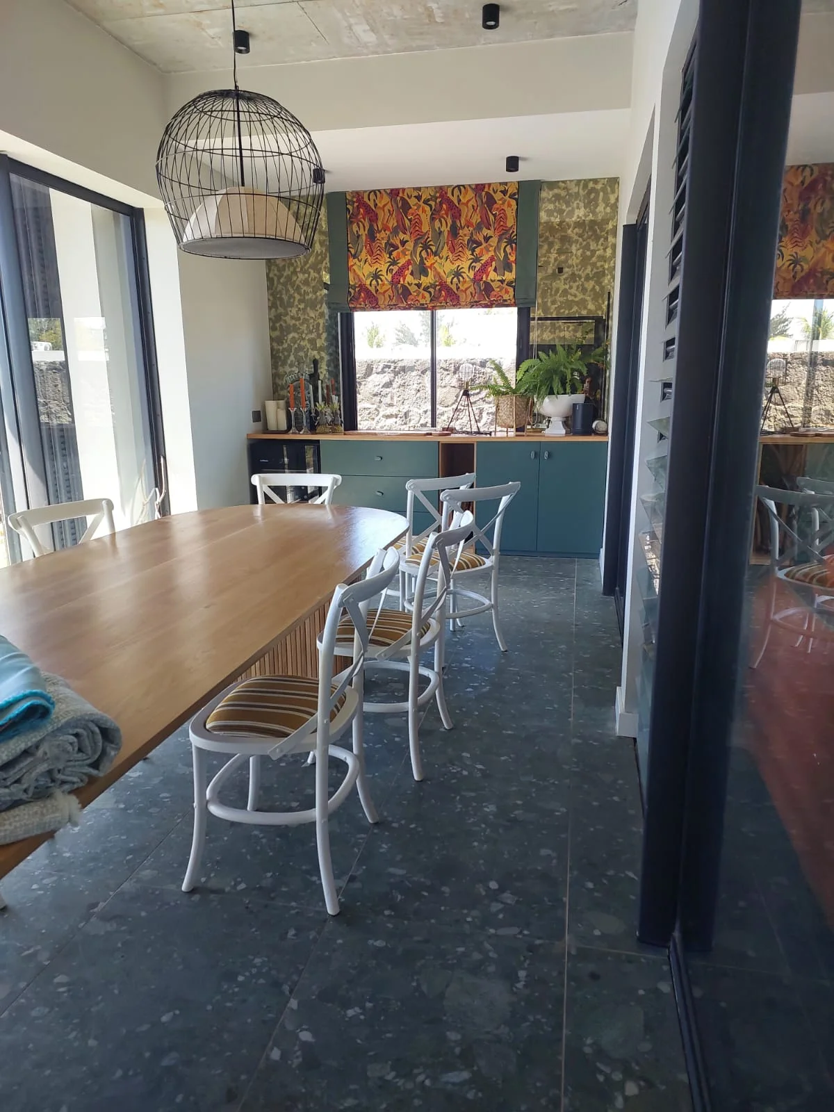 Curtains & Roman Blinds