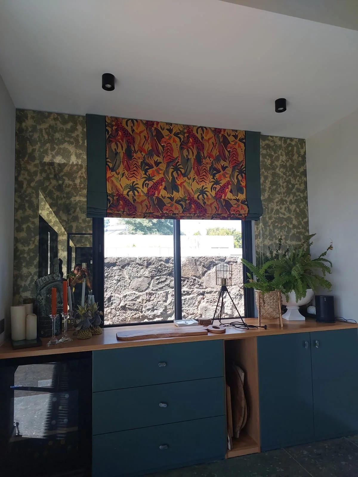 Curtains & Roman Blinds